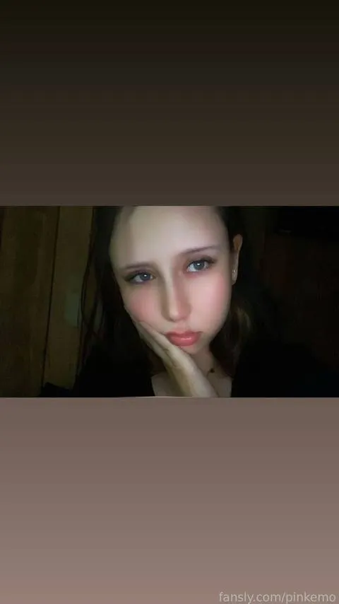 @pinkemo