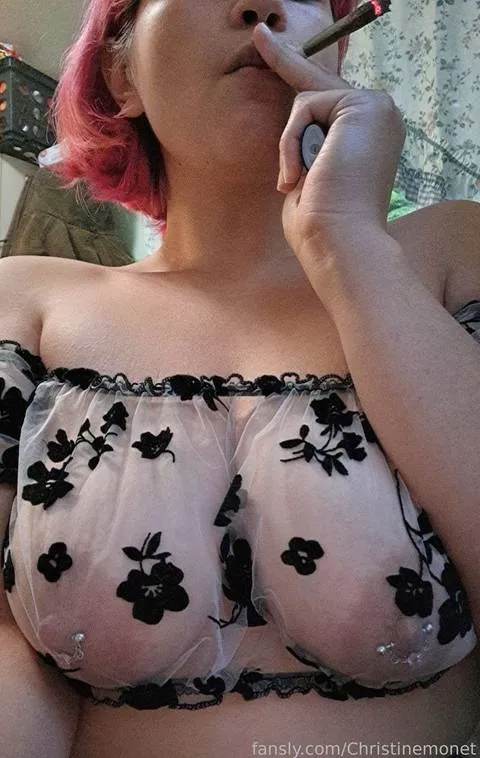 @Pinkmonet666