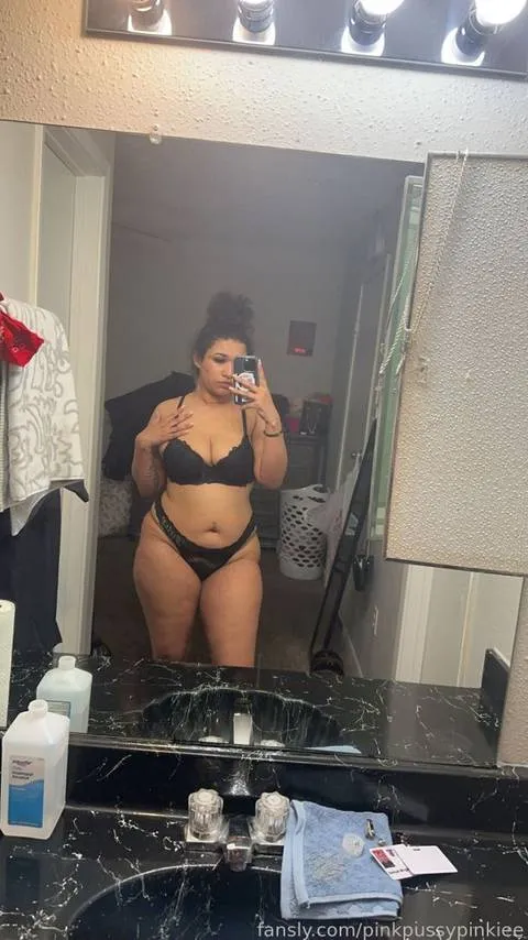 @pinkpussypinkiee
