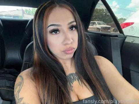 @playboylola