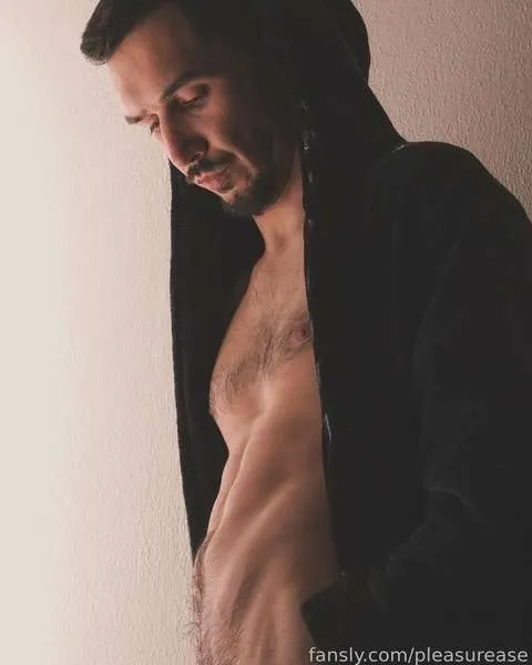 @pleasurekase
