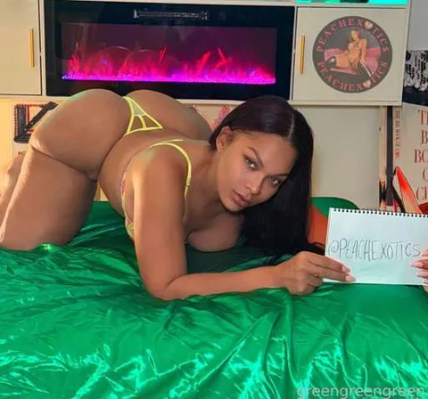 @pleasurepeach