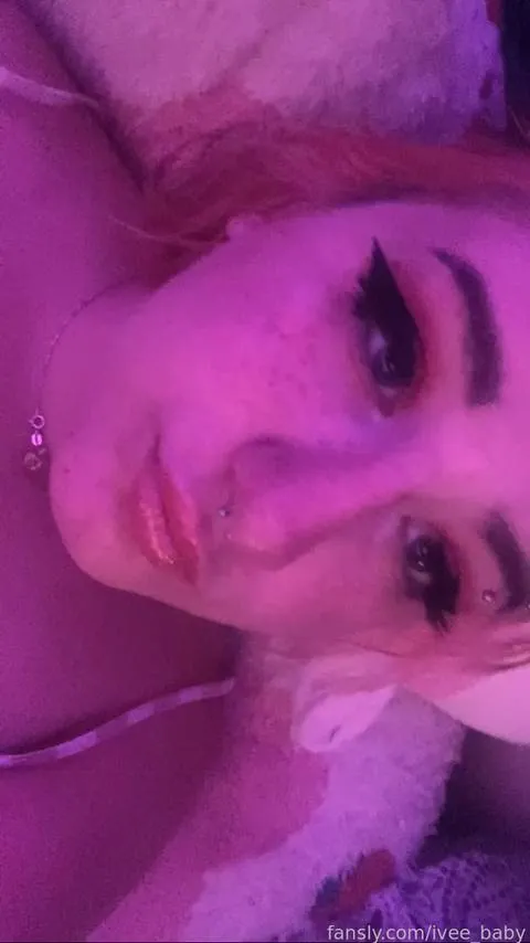 @poison_ivyy04