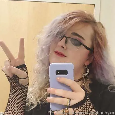 @porcelainbunnyxx