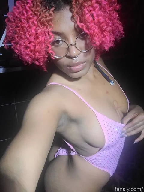 @premiumpussies