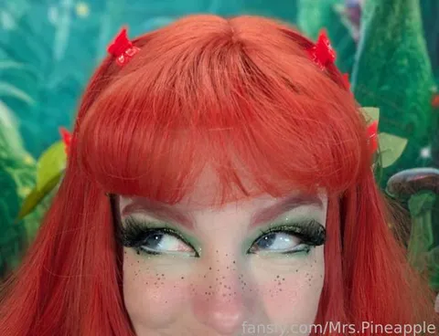 @PrettyPinappleGurl