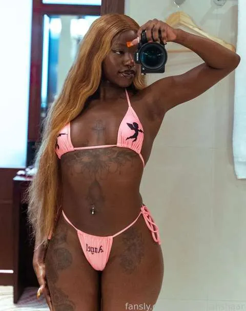 @Queen_tahshaar