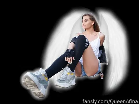 @QueenAfina
