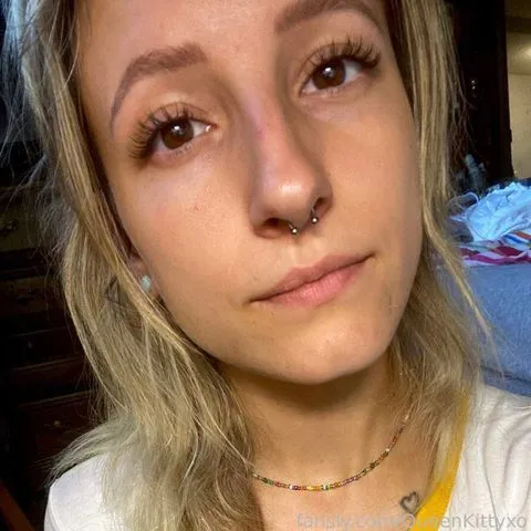 @QueenKittyxo