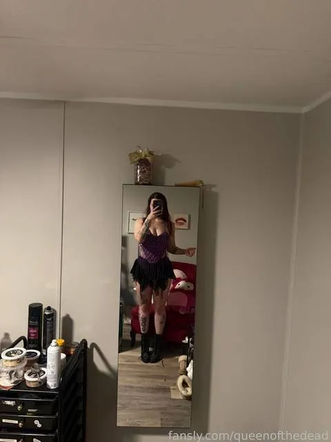 @queenofthedead