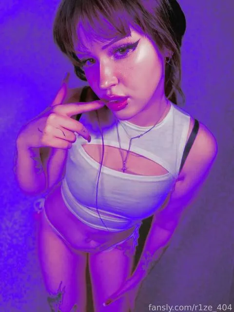 @r1ze_404