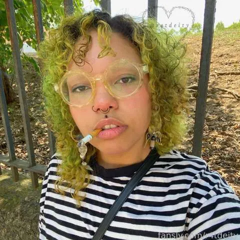 @r4tdeity