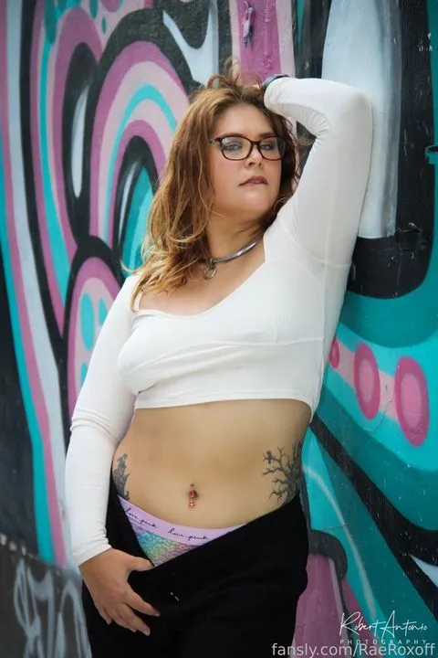 @RaeRoxoff