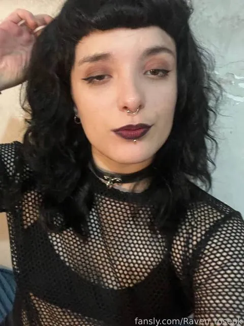@Raven_roseok