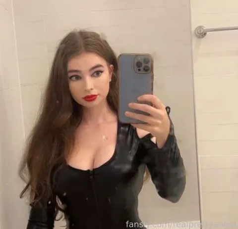 @realprettyangel