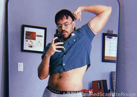 @RedScarletteRouge