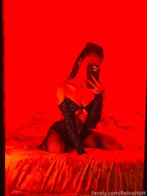 @ReinaHott