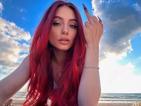 @RianneMay