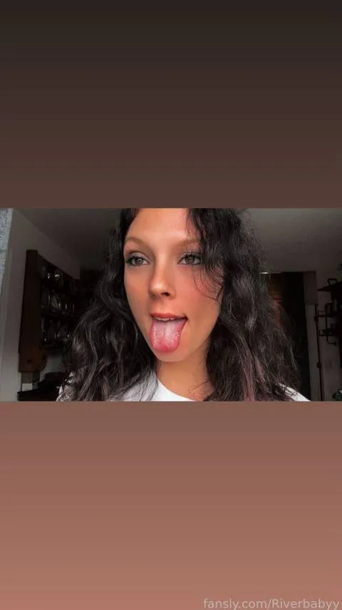 @Riverbabyy