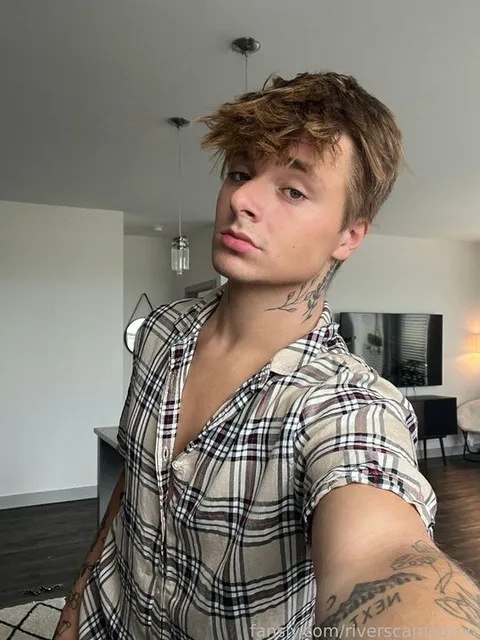 @riverscameronn