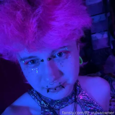 @RJ_vulva