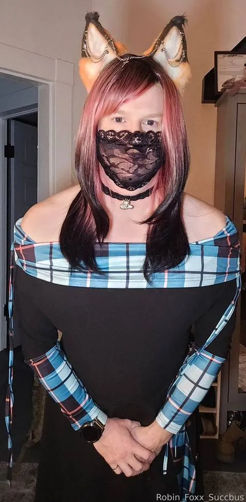 @Robin_Foxx_Succubus
