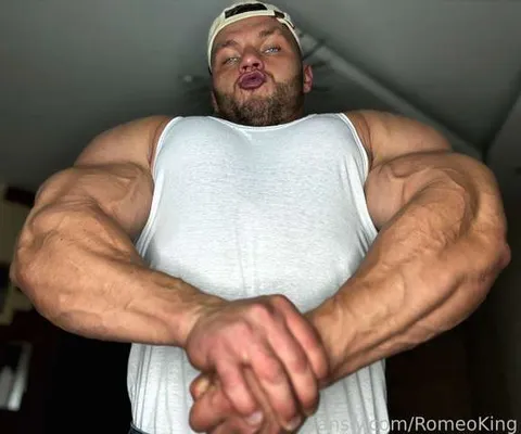 @RomeoKing