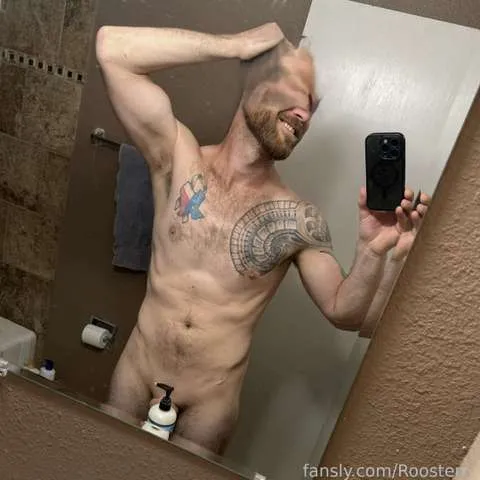 @Roosterr_