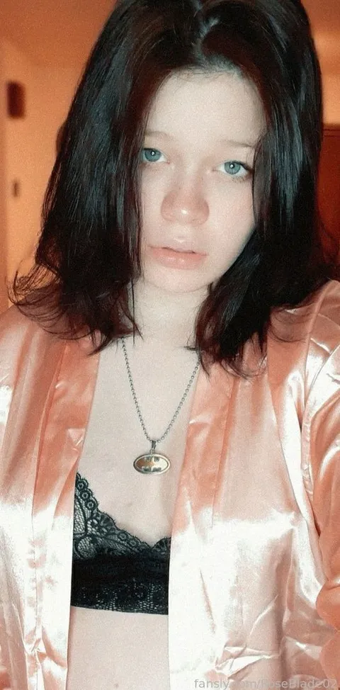 @RoseBlade02