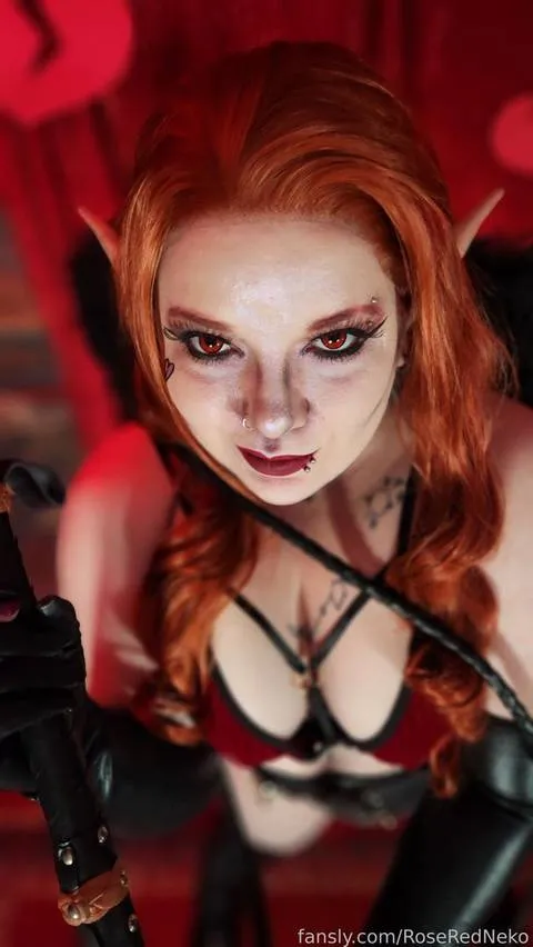 @RoseRedNeko