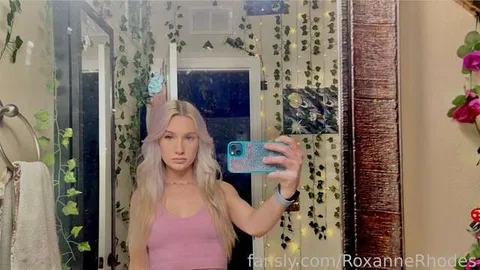 @RoxanneRhodes