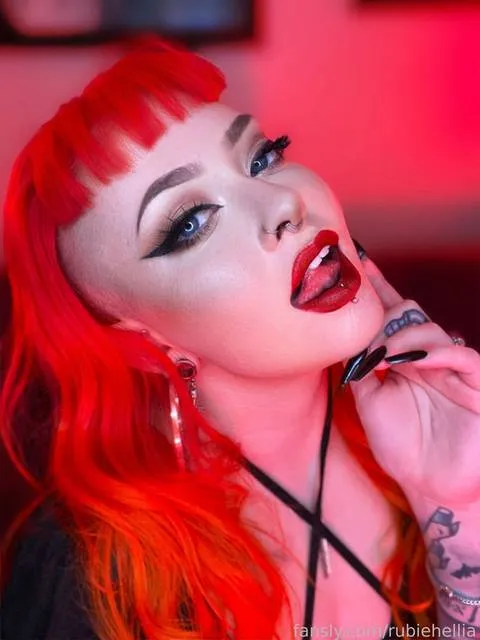 @rubiehellia