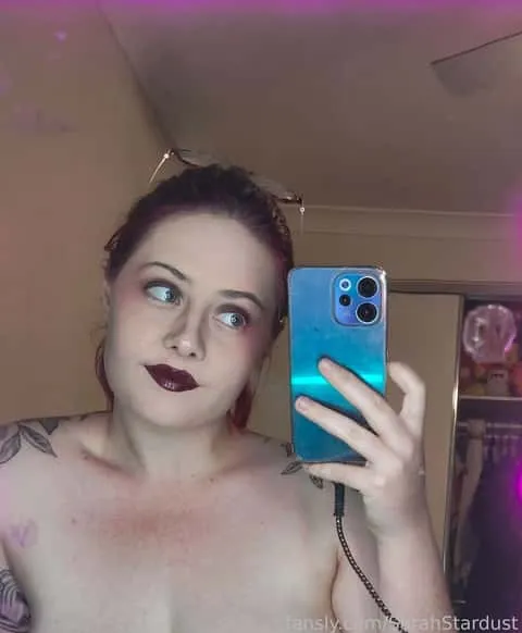 @SarahStardust