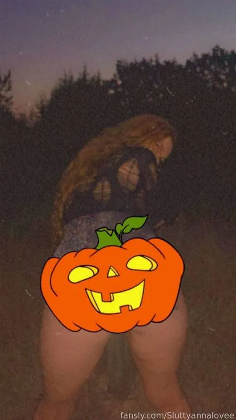 @Sluttyannalovee