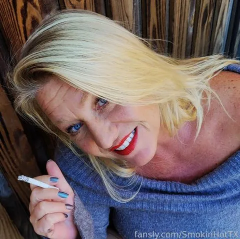 @SmokinHotTX