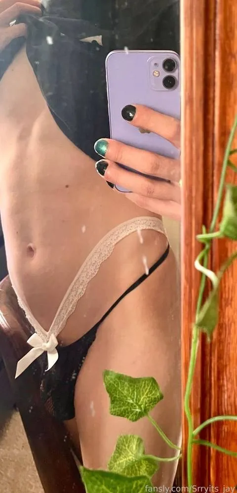 @Srryits_jay