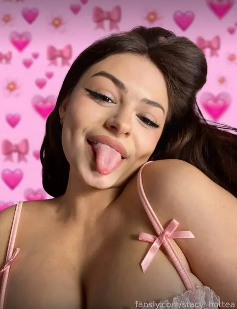 @stacy_hottea