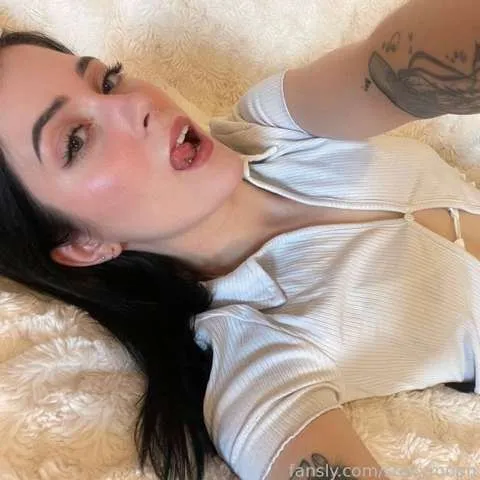 @stacymoon