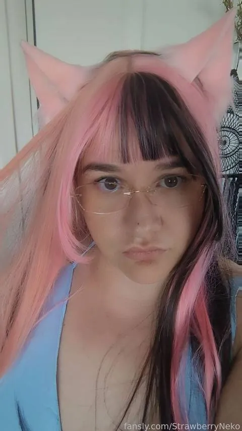 @StrawberryNeko