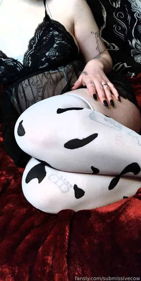 @submissivecow