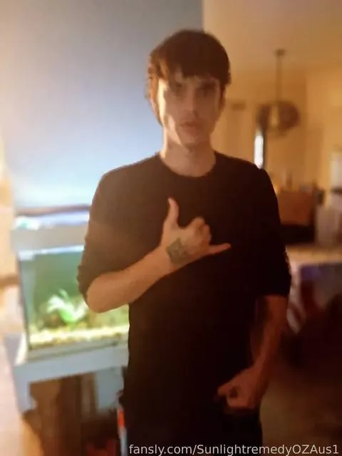 @SunlightremedyOZAus1