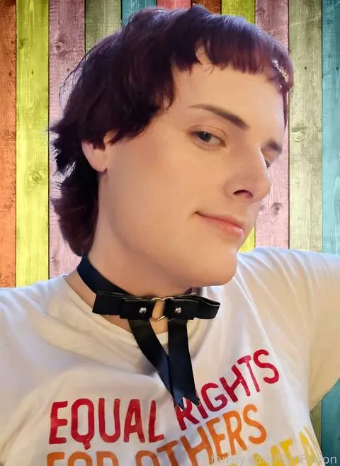 @SynFarron