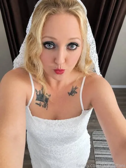 @Tastytiffani