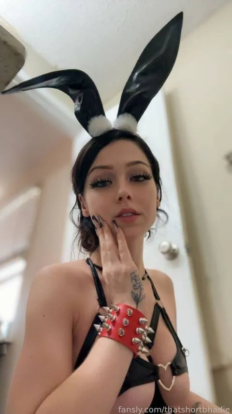 @thatshortbhadie
