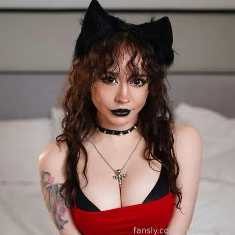 @thealicebong