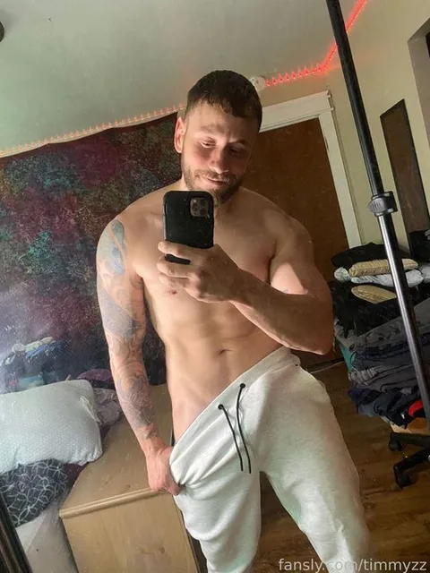 @timmyzz
