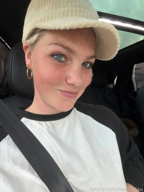 @tweetylau