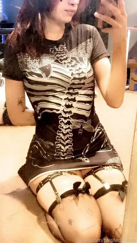 @twistedkisses