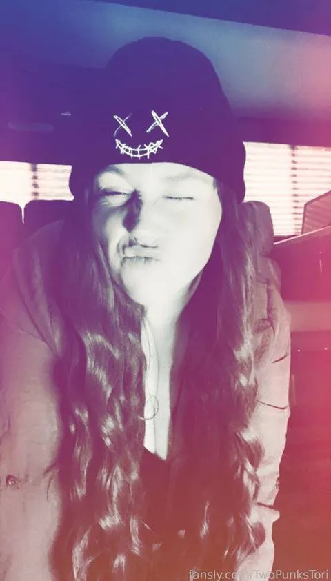 @TwoPunksTori