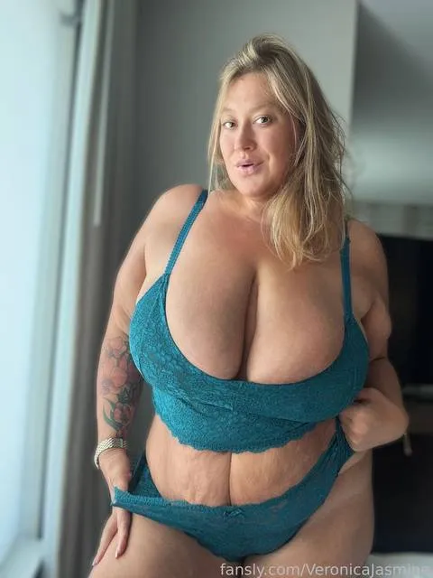 @VeronicaJasmine